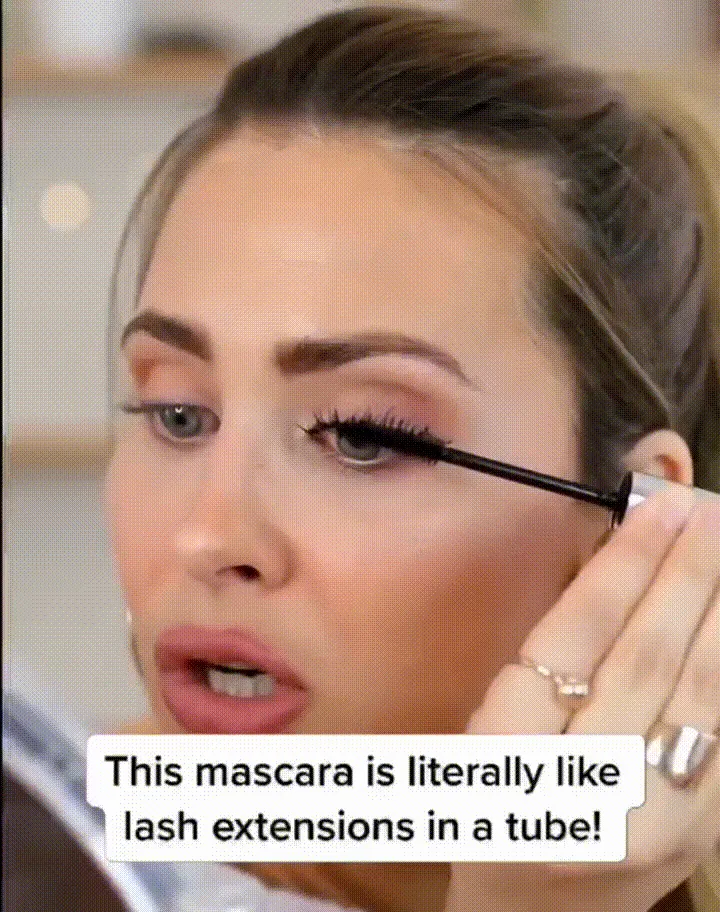 Mascara Application