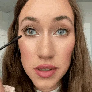 Mascara Application